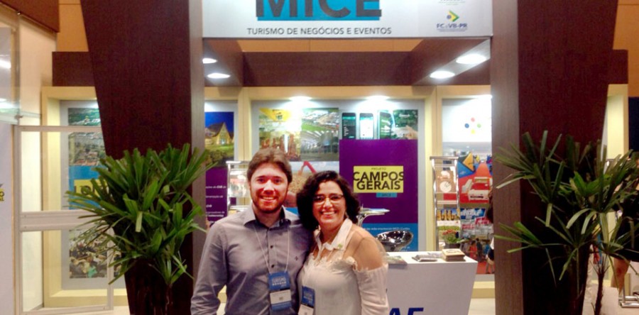 Diretores da Bird no Salão de Turismo da ABAV